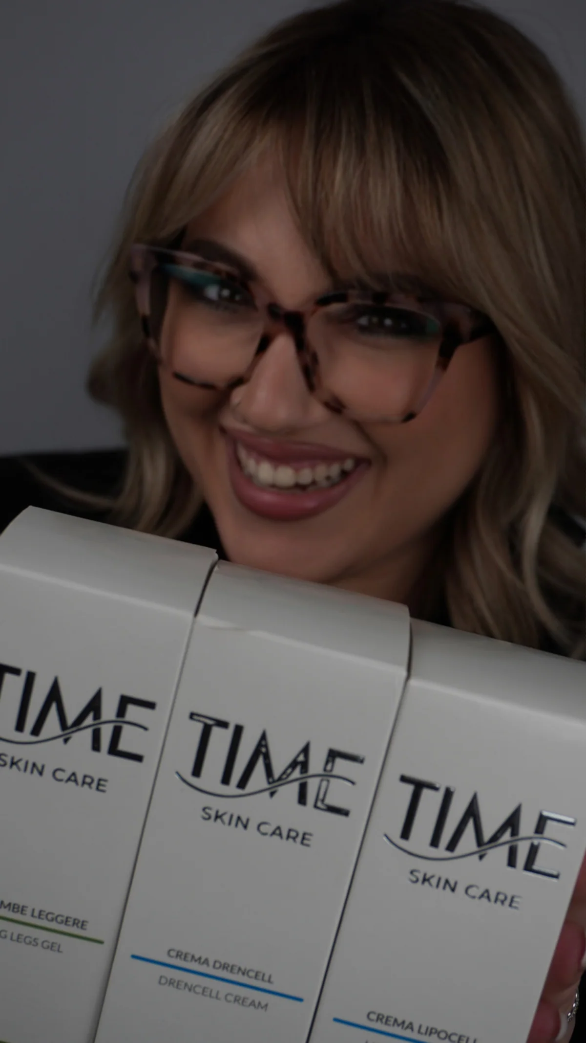 Martina Seguiti con i prodotti professionali TIME Skin Care